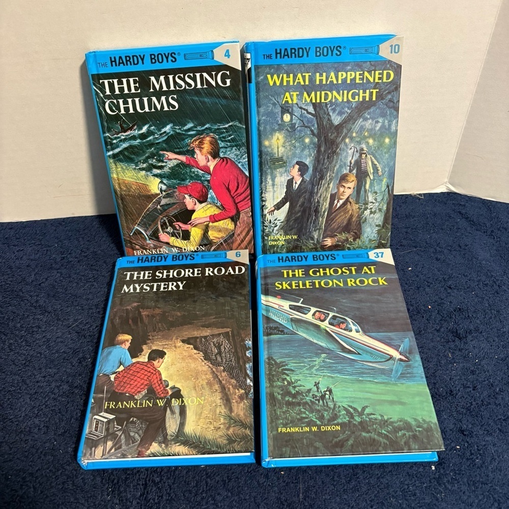 4 Glossy Cover Hardy Boys Mystery Story Books 4, 6, 10, 37 Franklin Dixon 2005